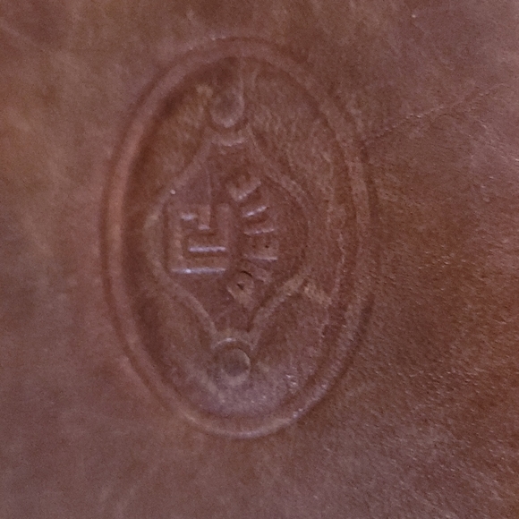 Vintage Pielle crossbody w/ Horse motif stamped on front - Picture 5 of 16